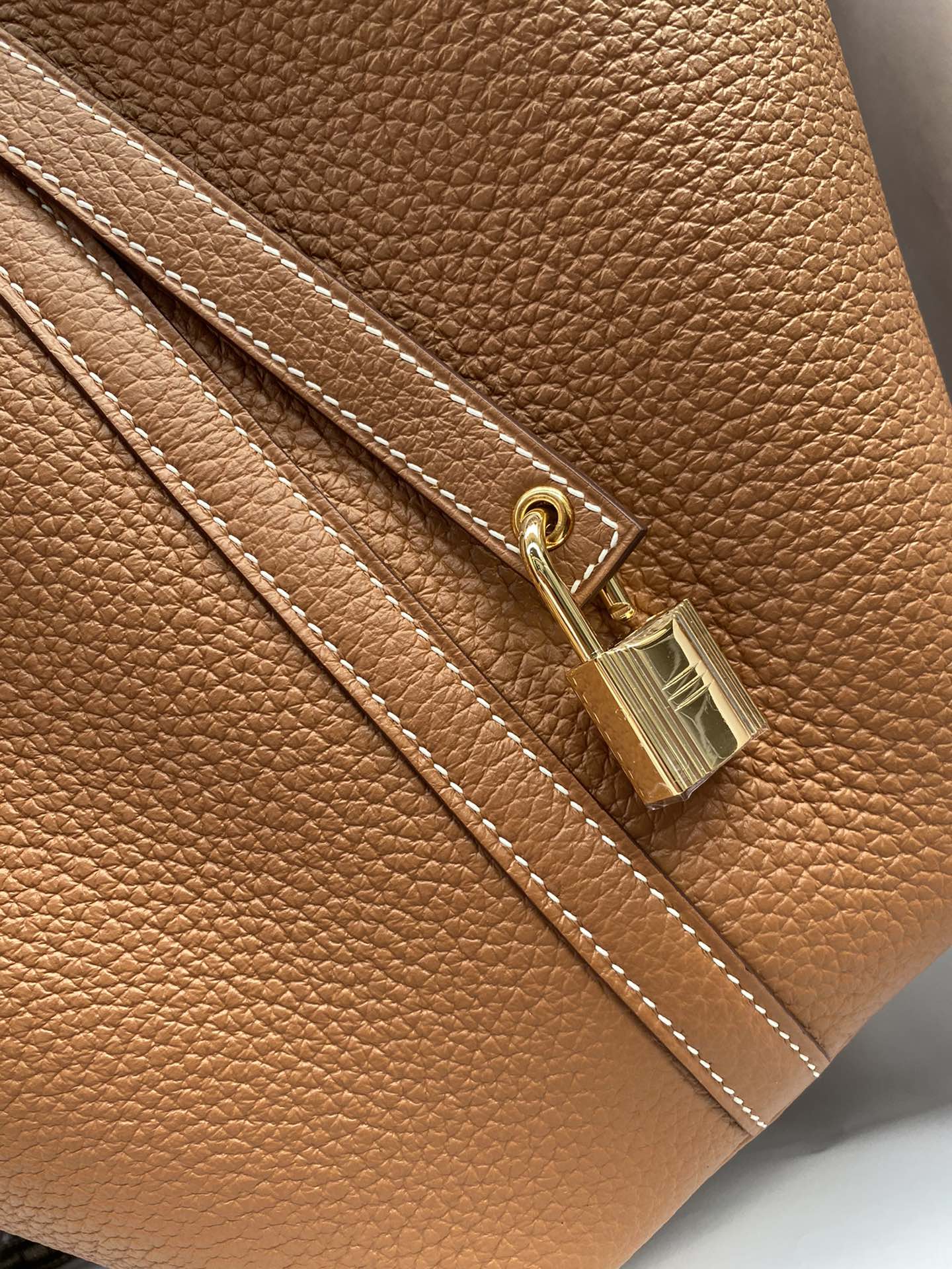 Hermes Picotin Lock 22 Bag In Brown Clemence Leather